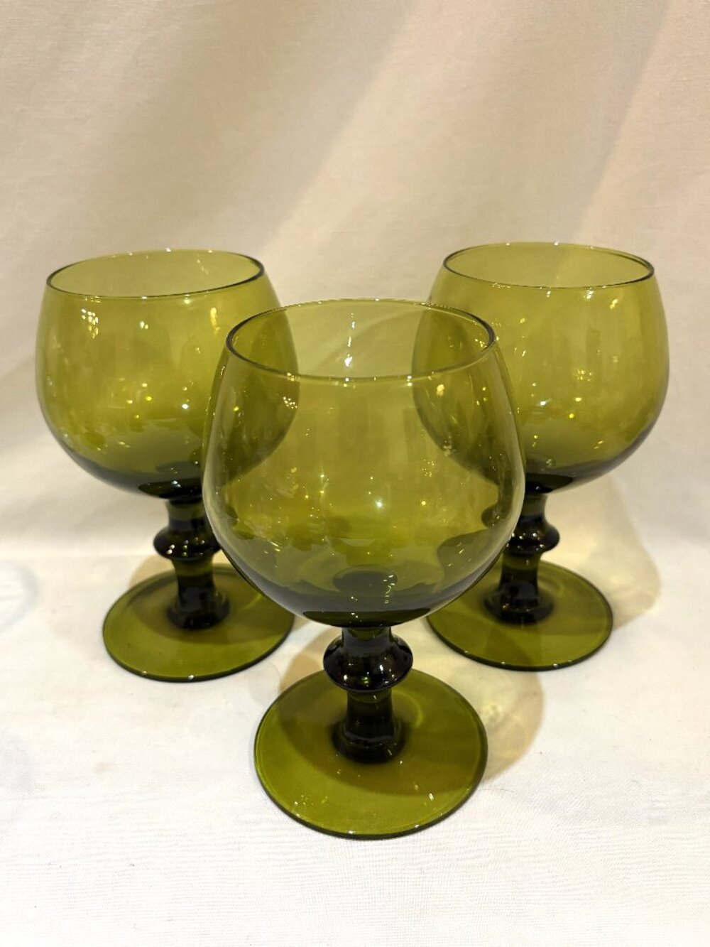 Set of 3 VTG 1960s MCM Colony Provincial Green Water Glass Drinking Goblets